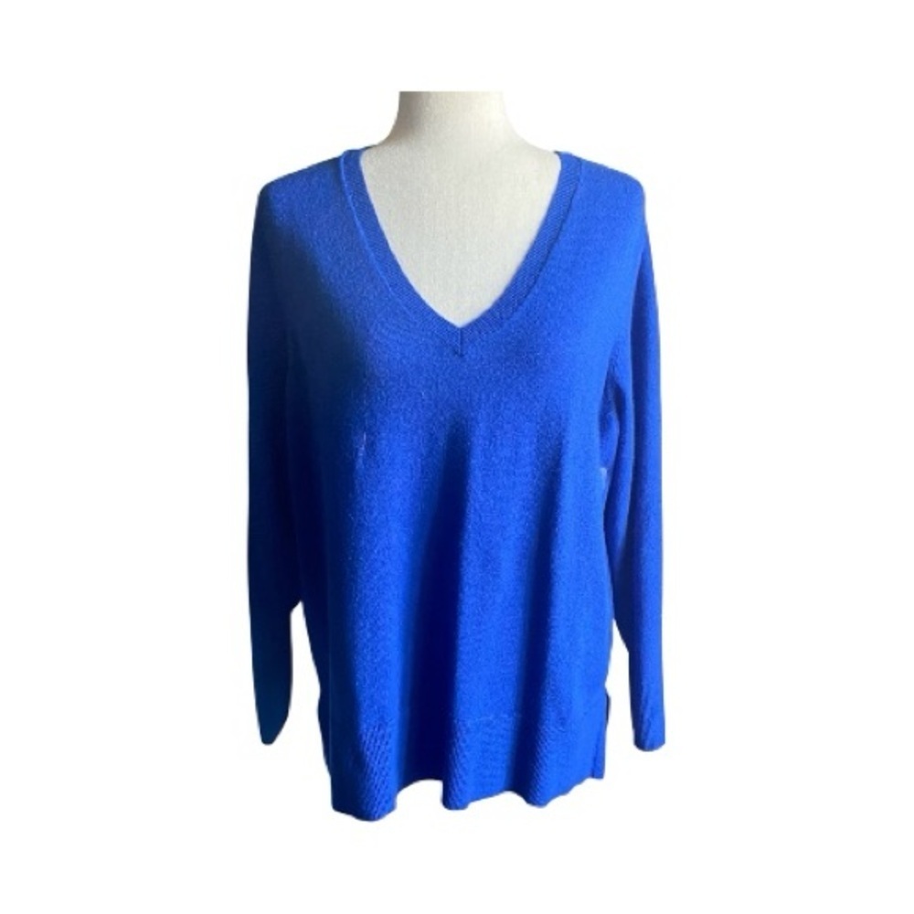 NWT-MAISON JULES-Vibrant Blue V-Neck Women's Sweater-size xl